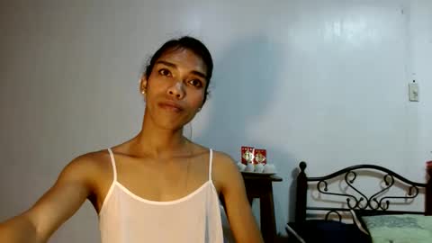 Snapshot of angelamonroe chatting on 12.31.24 SENORITA online show from 12.31.24