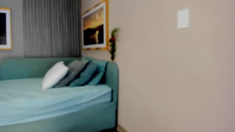 Snapshot of angelbae_ chatting on 12.18.24 AngelBae  online show from 12.18.24