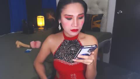 Snapshot of angelcumfallen chatting on 01.19.25 Angel online show from 01.19.25