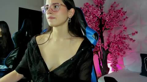 A N G E L I C A online show from 01.04.25