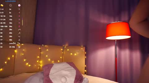 Snapshot of angelicapretybb chatting on 02.10.25 Angelica online show from 02.10.25