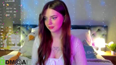 Snapshot of angelika_cute_ chatting on 09.29.25 Angelika online show from 09.29.25