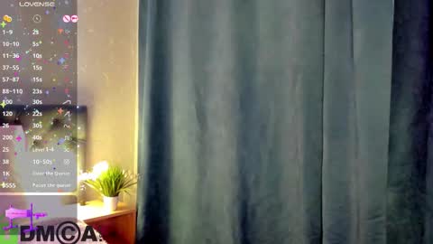 Snapshot of angelika_cute_ chatting on 10.01.25 Angelika online show from 10.01.25