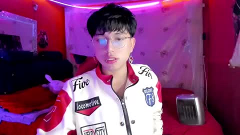 Snapshot of angellonfire chatting on 09.23.25 Angel  online show from 09.23.25