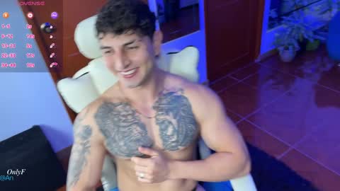 Snapshot of angeloferro1 chatting on 01.09.25 Angelo Ferro online show from 01.09.25