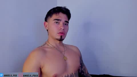 Snapshot of angelx_fox chatting on 10.14.25 Angel Fox online show from 10.14.25