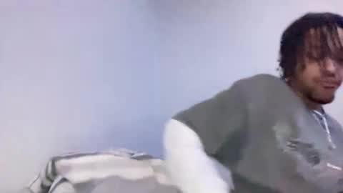 Snapshot of animeboygirls chatting on 01.18.25 Animeboygirls online show from 01.18.25