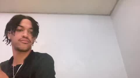 Snapshot of animeboygirls chatting on 10.13.25 Animeboygirls online show from 10.13.25