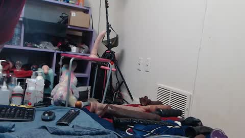 Snapshot of animergamergirl chatting on 10.25.25 Twitter at animegamergrl. No vids for sale on Chaturbate. online show from 10.25.25