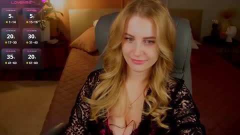 Snapshot of anita_blairr chatting on 10.24.25 Anita online show from 10.24.25