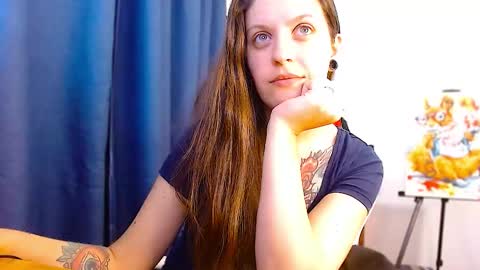 Snapshot of ann_mikele chatting on 10.03.25 Ann online show from 10.03.25