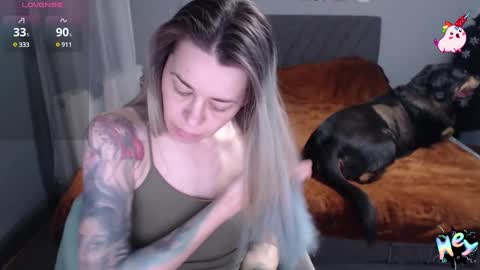 Snapshot of anna_ana chatting on 01.05.25 Anadirectgirl online show from 01.05.25