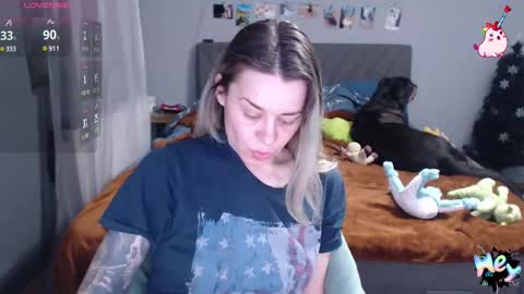 Snapshot of anna_ana chatting on 01.10.25 Anadirectgirl online show from 01.10.25