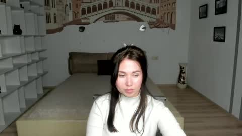 Snapshot of annamadisons chatting on 11.12.25 Anna online show from 11.12.25