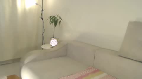 Snapshot of annett chatting on 12.03.24 Annett online show from 12.03.24