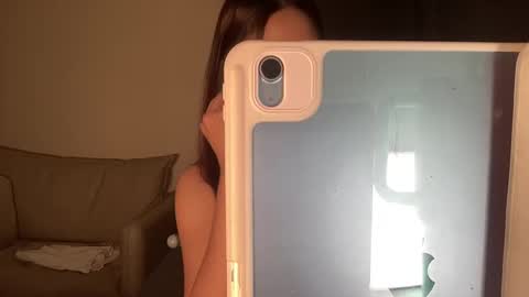 Snapshot of annette_03 chatting on 09.30.25 Annette 03 online show from 09.30.25