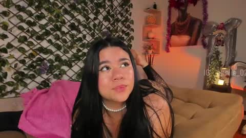 Snapshot of annie_barozzi chatting on 12.30.24 annie_barozzi online show from 12.30.24