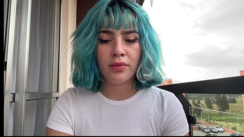 Snapshot of annie_snow_ chatting on 02.03.25 JEANNE no olvides seguirme dont forget follow me  uu online show from 02.03.25