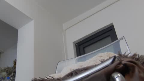 Snapshot of annyarose chatting on 12.02.24 Anna online show from 12.02.24