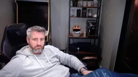 Snapshot of anonymousblokeuk chatting on 12.14.24 anonymousblokeuk online show from 12.14.24