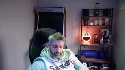 Snapshot of anonymousblokeuk chatting on 01.28.25 anonymousblokeuk online show from 01.28.25