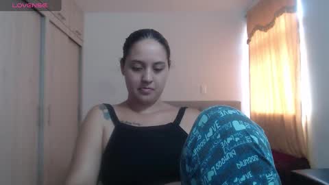 Anthonela Queen online show from 09.25.25