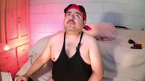 Snapshot of anuarfox chatting on 09.20.25 AnuarFox online show from 09.20.25