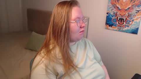 Snapshot of anya_muna chatting on 12.11.24 Anya Muna online show from 12.11.24