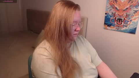 Snapshot of anya_muna chatting on 12.18.24 Anya Muna online show from 12.18.24