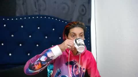 Snapshot of anyu_1306 chatting on 01.19.25 anyu online show from 01.19.25