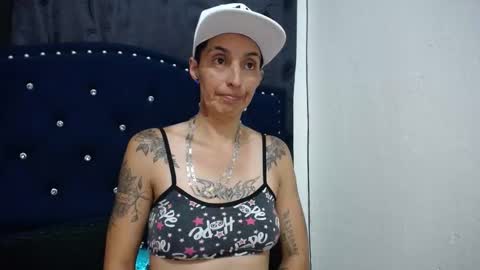 Snapshot of anyu_1306 chatting on 02.25.25 anyu online show from 02.25.25