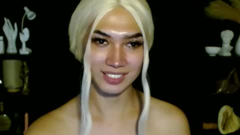 Snapshot of aphr0dite_x chatting on 02.26.25 Roman Goddess online show from 02.26.25