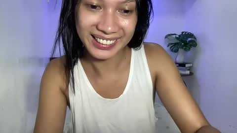 Snapshot of aphr0dite_x chatting on 09.30.25 Roman Goddess online show from 09.30.25