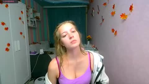 Snapshot of aphrodite_wow_ chatting on 10.19.25 Aphrodite online show from 10.19.25