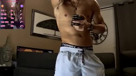 Snapshot of apollonfitx_69 chatting on 10.29.25 apollonfitx_69 online show from 10.29.25