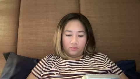 Snapshot of apple_pie_love chatting on 10.19.25 Anika online show from 10.19.25