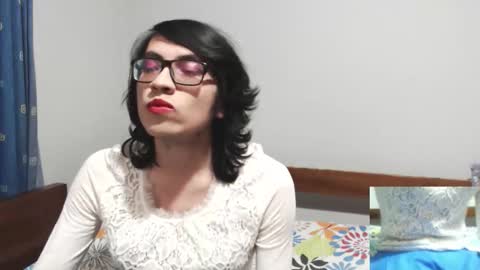 Snapshot of april1999350209 chatting on 10.13.25 april1999350209 online show from 10.13.25