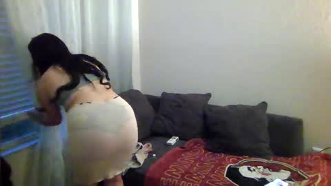 Snapshot of aprilanna chatting on 02.08.25 AnnaApril420 online show from 02.08.25