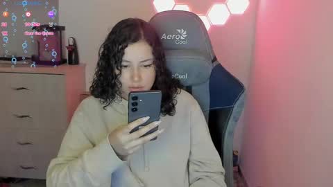 Snapshot of aqua_emilly chatting on 02.13.25 aqua emilly online show from 02.13.25