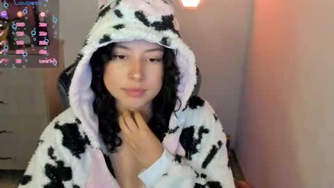 Snapshot of aqua_emilly chatting on 09.15.25 aqua emilly online show from 09.15.25