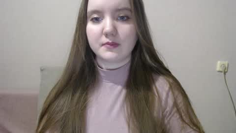 Snapshot of aquanarmin chatting on 01.08.25 Josefin online show from 01.08.25