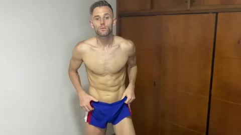 Snapshot of aquilesmade chatting on 12.08.24 Aquilesmade online show from 12.08.24