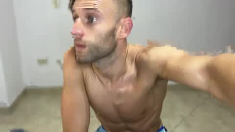 Snapshot of aquilesmade chatting on 12.10.24 Aquilesmade online show from 12.10.24