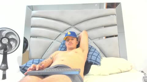 Snapshot of archie_1234 chatting on 03.05.25 Archie online show from 03.05.25