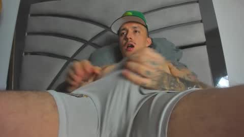 Snapshot of archie_1234 chatting on 10.04.25 Archie online show from 10.04.25