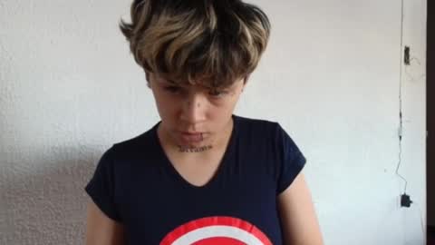 Snapshot of ares_boo chatting on 02.18.25 ares online show from 02.18.25