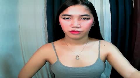 Snapshot of aria_fucks chatting on 10.27.25 ARIA online show from 10.27.25