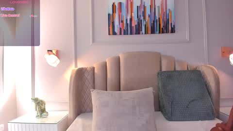 Snapshot of aria_greco chatting on 02.28.25 Aria  online show from 02.28.25