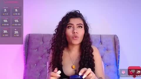 Snapshot of ariadna_tr chatting on 12.04.24 Ari online show from 12.04.24