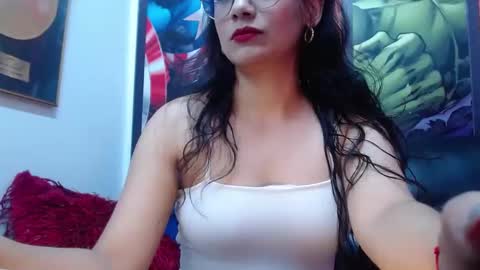 A R I  online show from 10.20.25